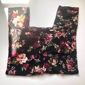 Capri floral pants